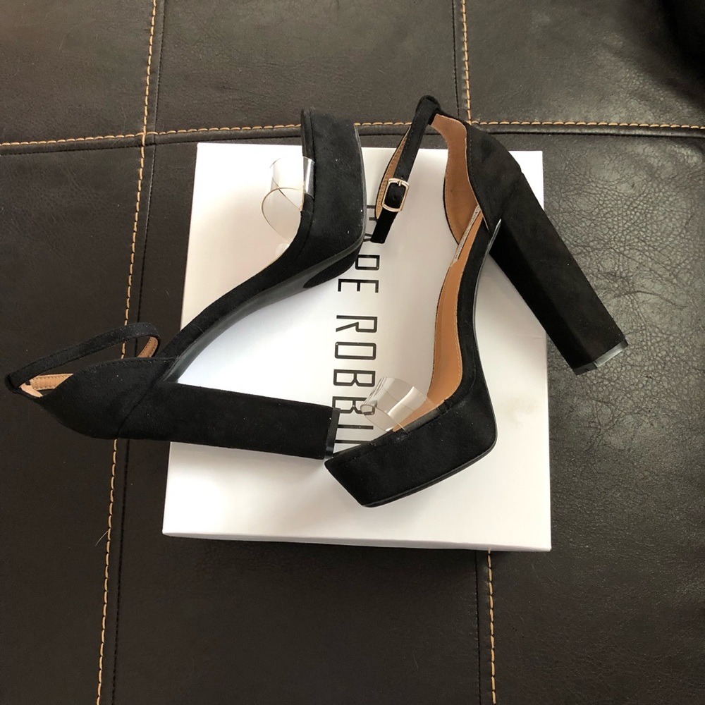 Cape Robbin Platform Sandals - Picture 5 of 5